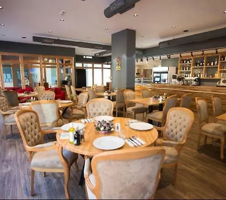 Syla Hotel 3*