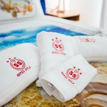 Hotel Syla 3*