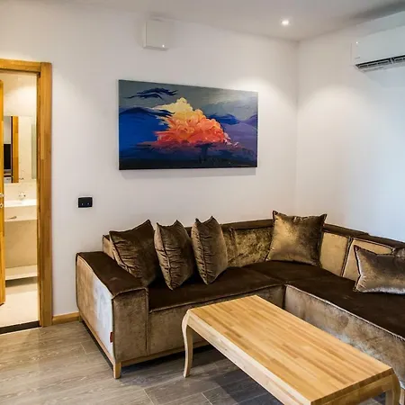 Syla Hotel Shëngjin